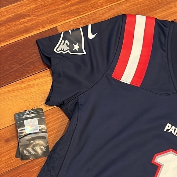 ⭐️ New Nike Cam Newton Navy New England Patriots Game Jersey Medium - Picture 3 of 13